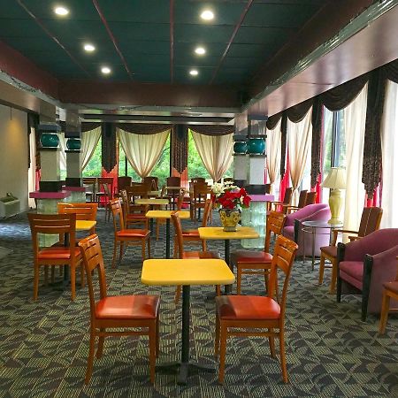 Budgetel Inn&Suites Birmingham Exterior foto