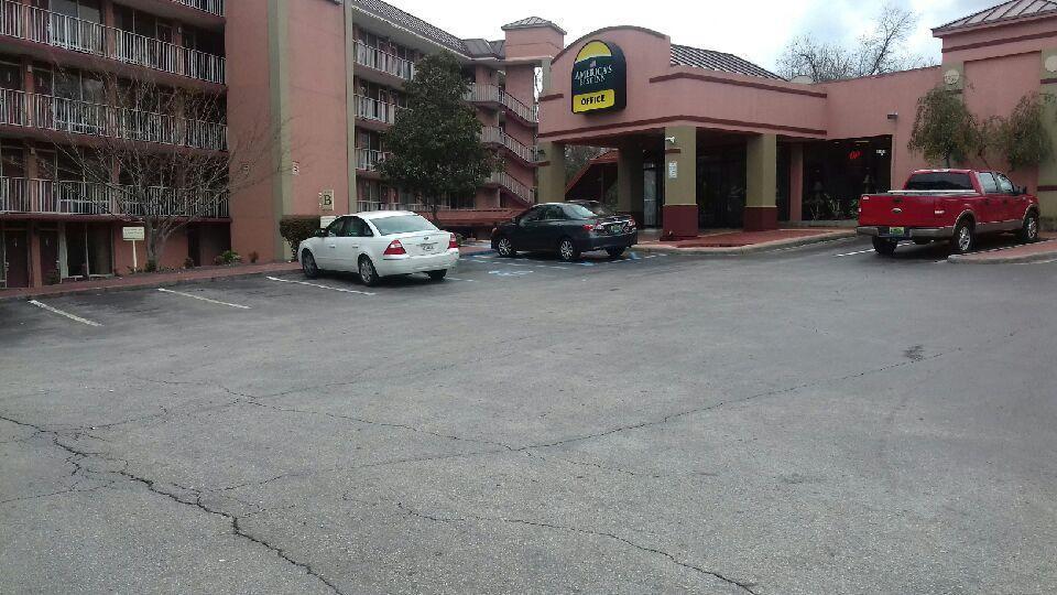 Budgetel Inn&Suites Birmingham Exterior foto